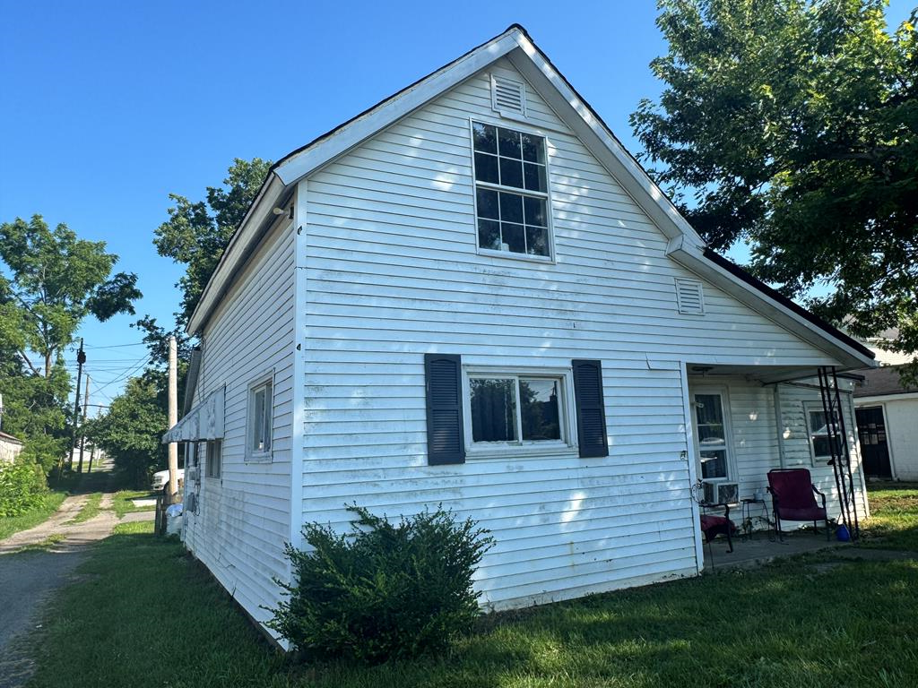 415 Cherry St, Washington Court House, OH 43160 - #1