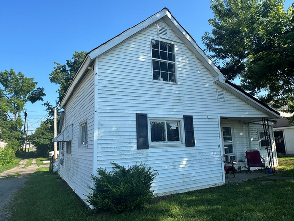 415 Cherry St, Washington Court House, OH 43160