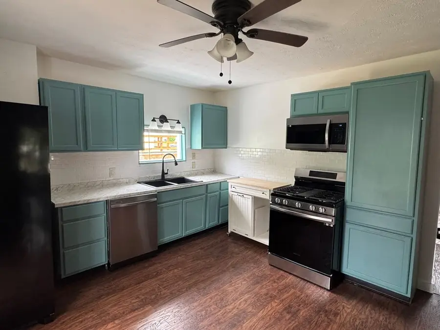 2 Vine Street, Jackson, OH 45640 - #3
