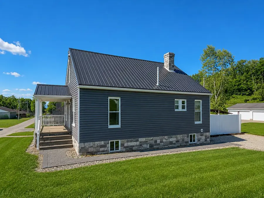 545 Mill Lawn Ave, Oak Hill, OH 45656 - #2