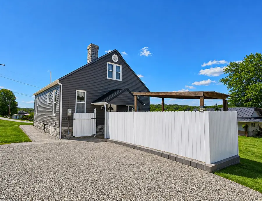 545 Mill Lawn Ave, Oak Hill, OH 45656 - #3