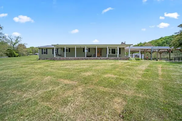 2840 Henley Comstock, Otway, OH 45657