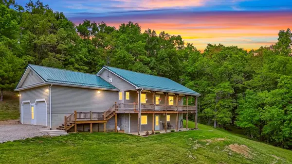 72565 Cottrill Road, Radcliff, Wilkesville, OH 45695