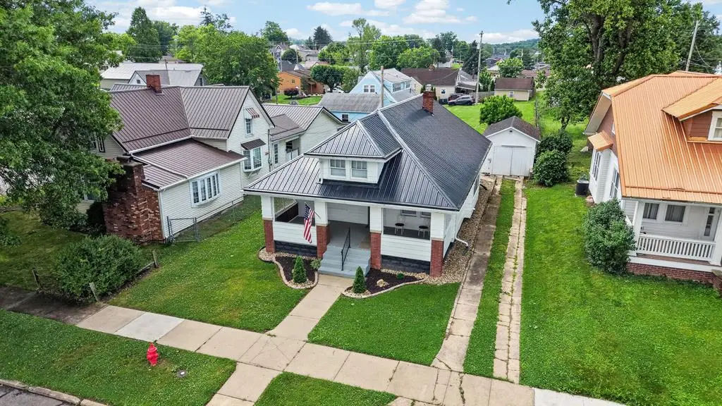 207 W Oak Street, Jackson, OH 45640 - #1