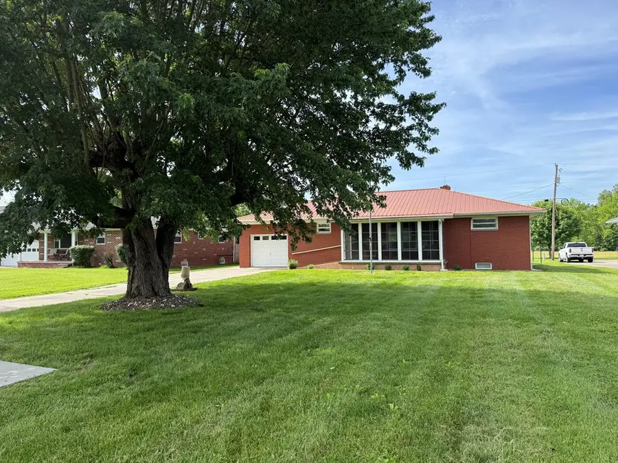 855 Jackson Pike, Gallipolis, OH 45631 - #3