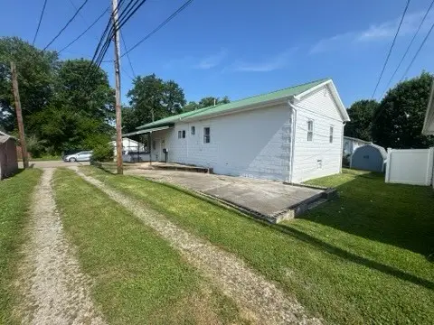 20 N Illinois Ave., Wellston, OH 45692 - #3