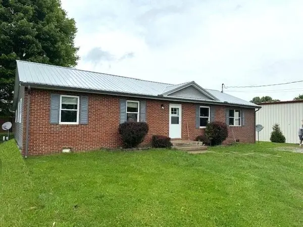 5750 Hamill Road, Albany, OH 45710