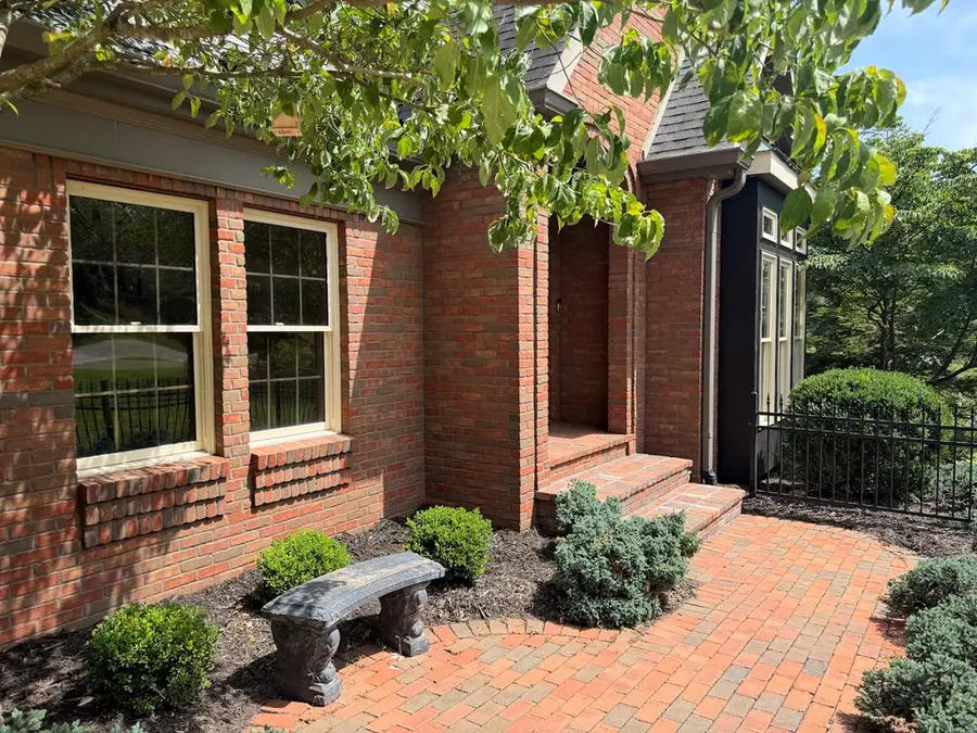 178 St. Andrews, Chillicothe, OH 45601 - #3