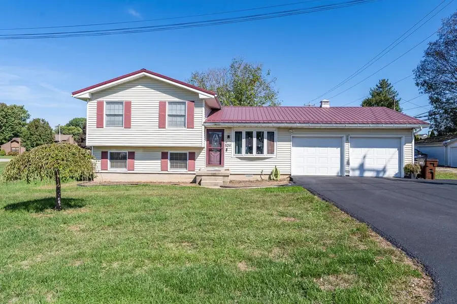 504 N East Street, Waverly, OH 45690 - #2