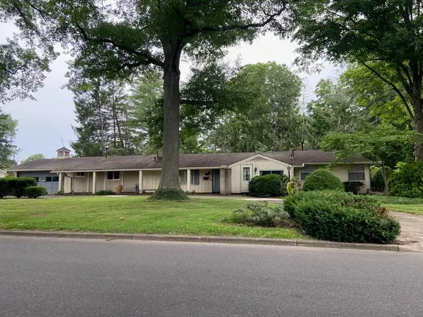 195 N High Street, Jackson, OH 45640