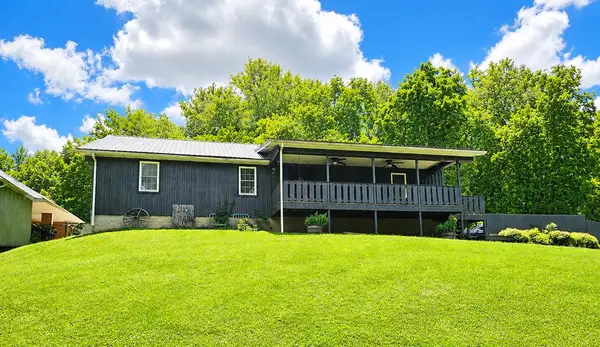 142 Sheets Road, Crown City, OH 45623