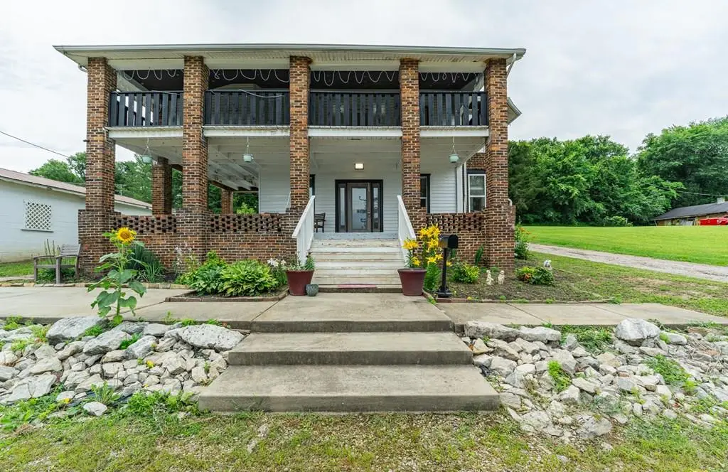 208 Fairview Ave., McArthur, OH 45651 - #1