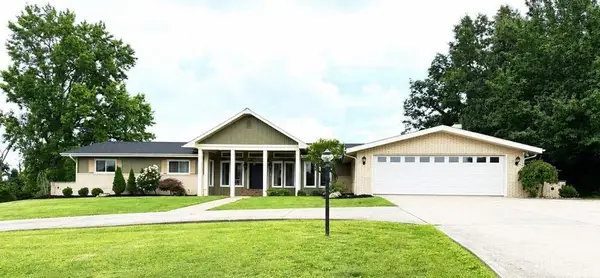214 Crestwood Drive, Waverly, OH 45690