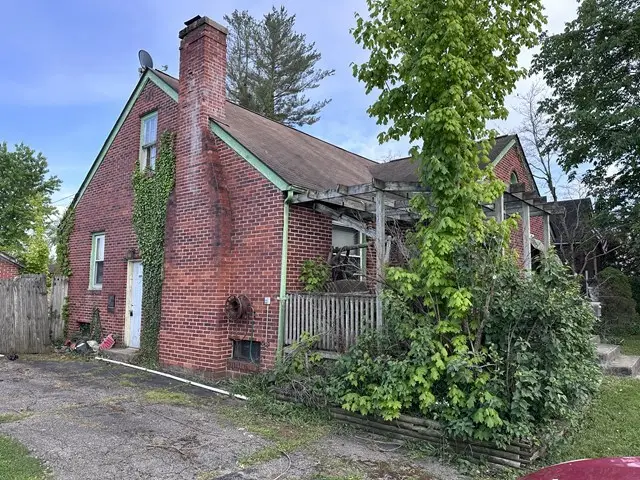 15 Westlawn Avenue, Jackson, OH 45640 - #2