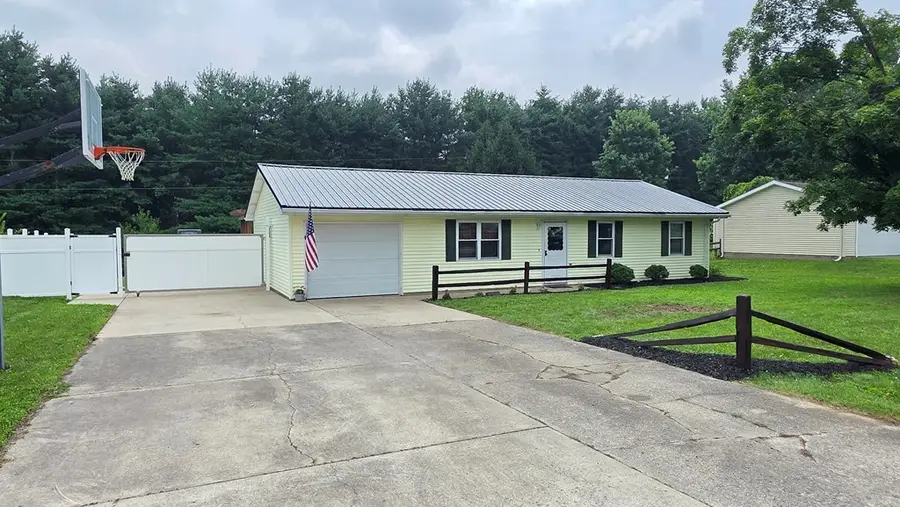 360 Burr Oak Road, Chillicothe, OH 45601 - #2