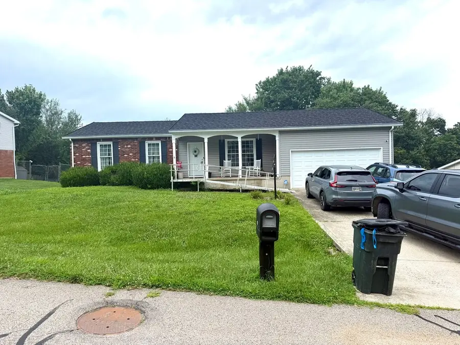 92 Clayburne Blvd., Chillicothe, OH 45601 - #3