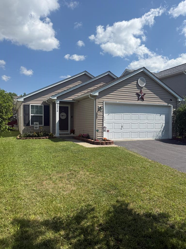 3926 Genteel Drive, Grove City, OH 43123