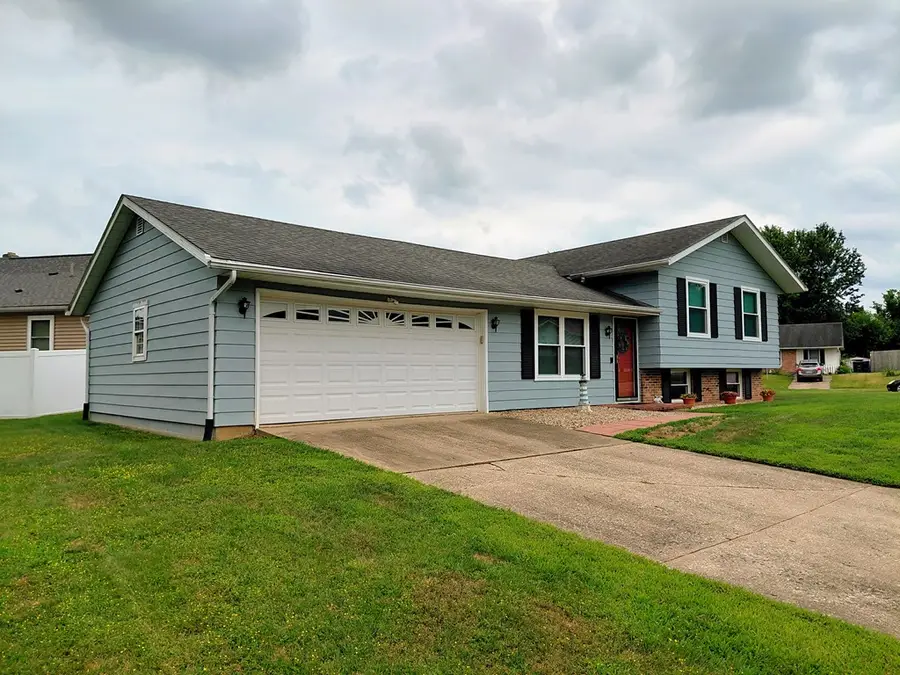 200 Williamsburg Lane, Lancaster, OH 43130 - #3