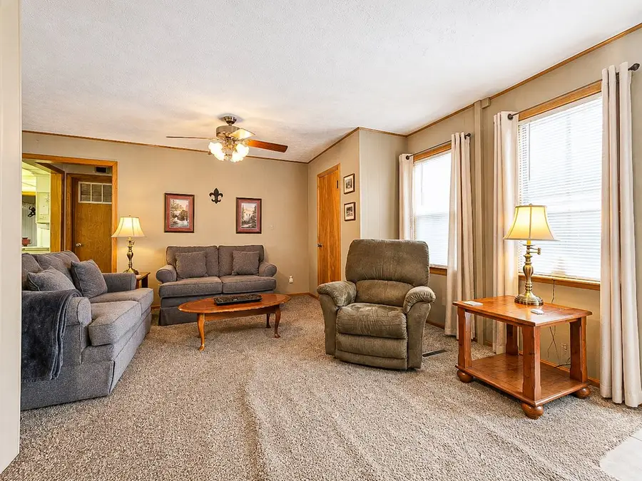 1101 Ohio Ave, Gallipolis, OH 45631 - #3