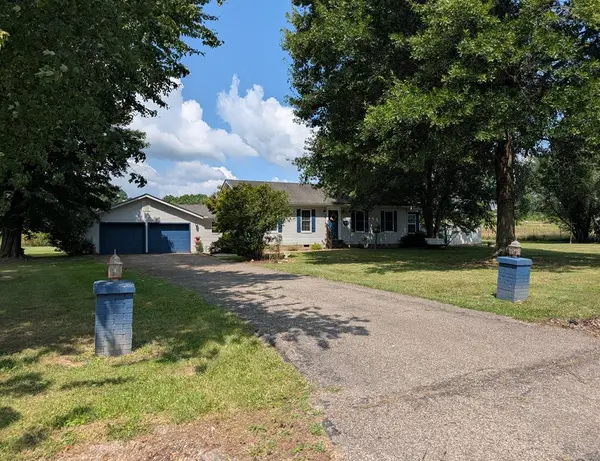 137 Meadow Run Road, Waverly, OH 45690