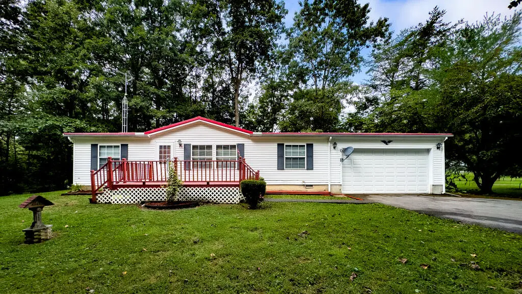 1008 Chestnut Grove Rd., Jackson, OH 45640 - #1