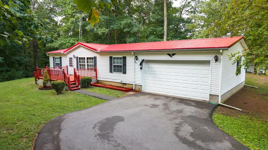 1008 Chestnut Grove Rd., Jackson, OH 45640 - #2
