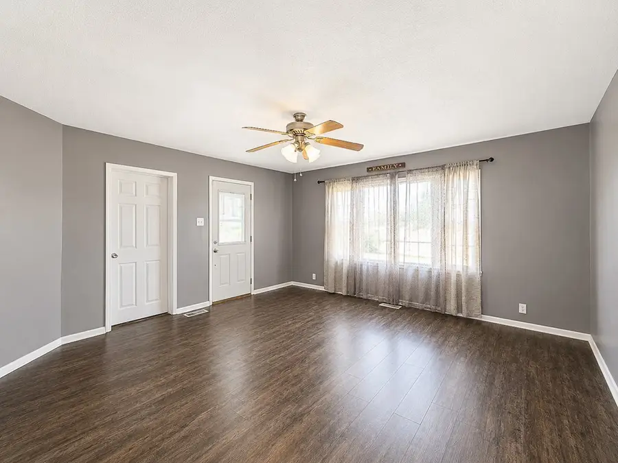 122 Locust Street, Jackson, OH 45640 - #2