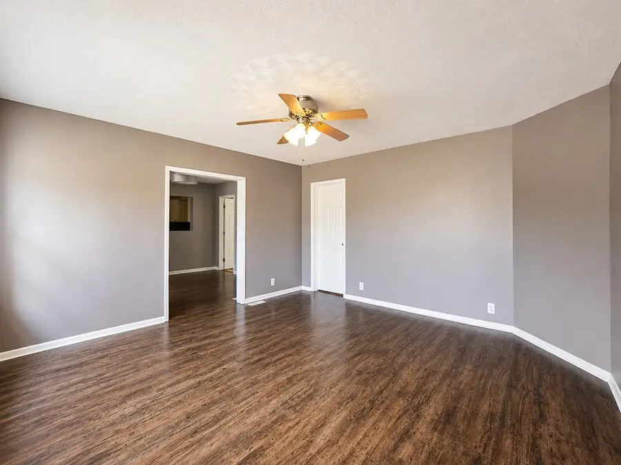 122 Locust Street, Jackson, OH 45640 - #3