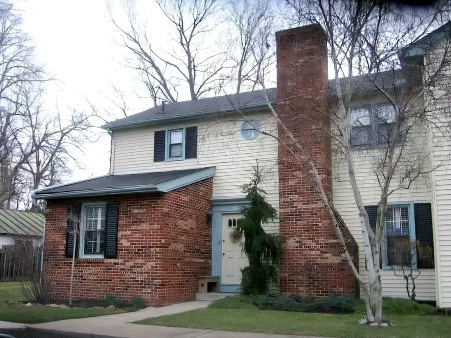 332 Constitution Drive, Chillicothe, OH 45601 - #2