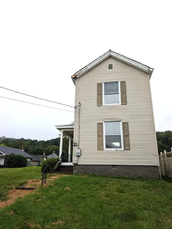 809 Harding Ave., Portsmouth, OH 45662