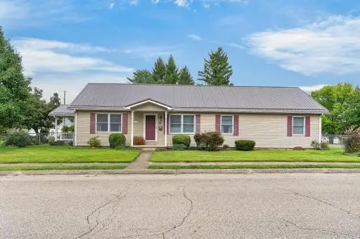 400 N High Street, Waverly, OH 45690