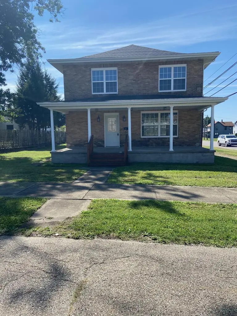 310 E 6th St, Wellston, OH 45692 - #2