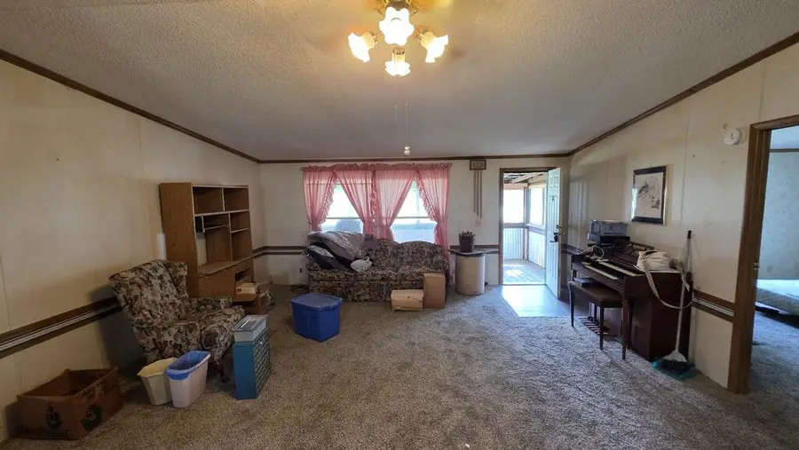 411 Lunbeck Road, Chillicothe, OH 45601 - #2