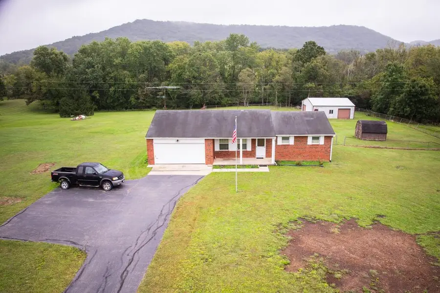 566 Overlook Heights, Chillicothe, OH 45601 - #2
