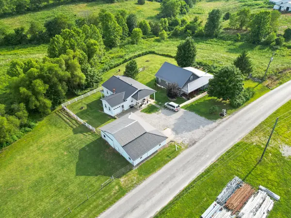 273 Wolf Run Rd, Patriot, OH 45686