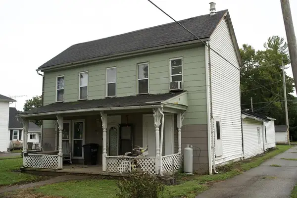 107 E Second St., Bainbridge, OH 45612