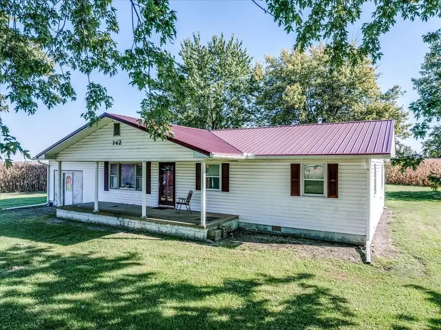 142 Heath Lane, New Holland, OH 43145 - #3