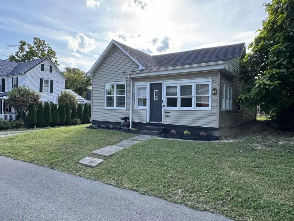 109 S Bennett Ave., Jackson, OH 45640 - #1
