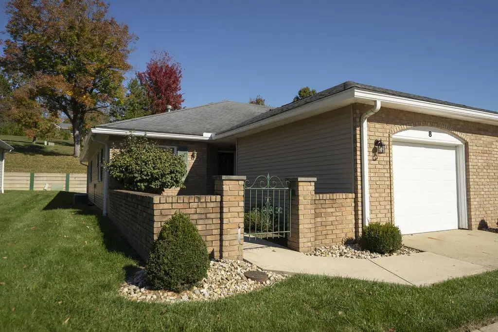 8 Susan Drive, Chillicothe, OH 45601 - #1