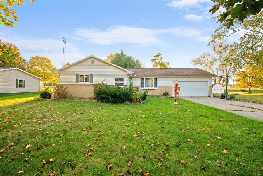 612 Cynthia Drive, Fayette, OH 43521 - Image #2