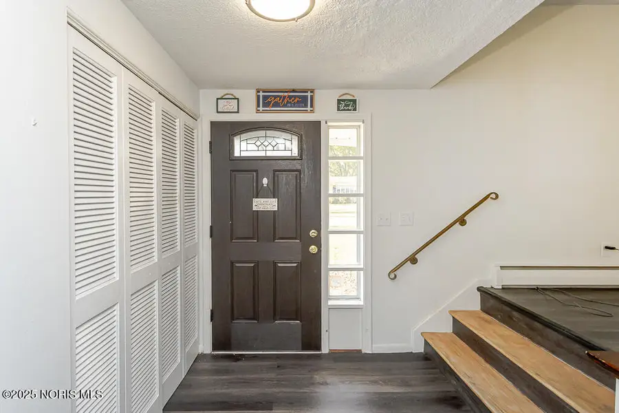 1919 Colony Drive, Toledo, OH 43614 - Image #2