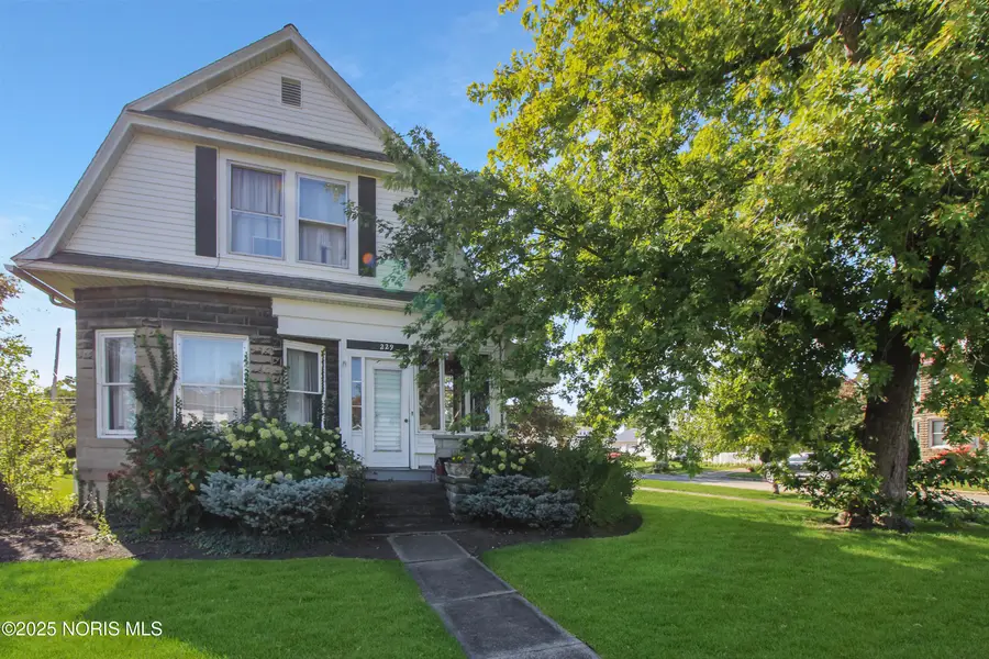229 W 4th Street, Port Clinton, OH 43452 - #2