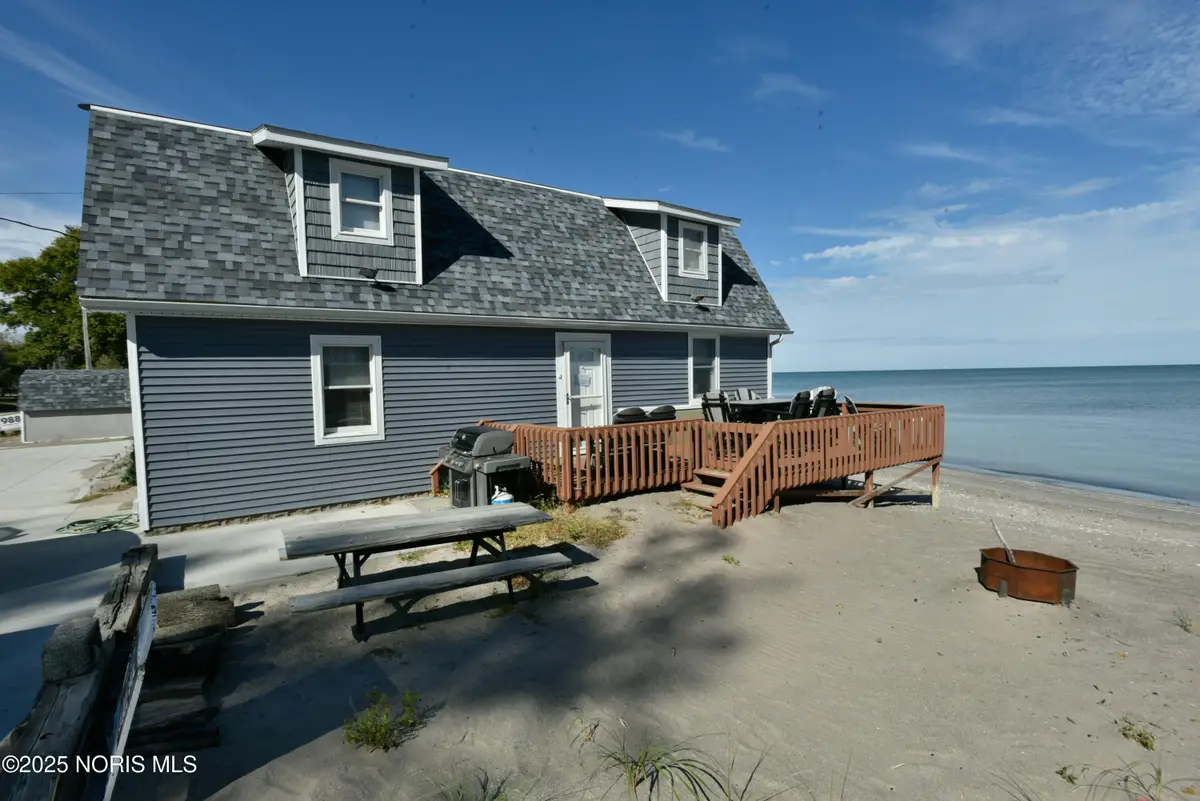 9881 W Locust Point Road, Oak Harbor, OH 43449 - Image #1