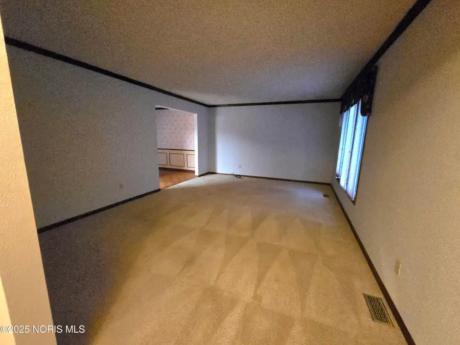 4464 Meadow Creek Court, Toledo, OH 43614 - Image #3