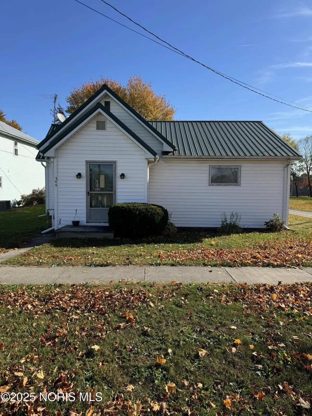 208 N Henry Street, Malinta, OH 43535 - Image #1