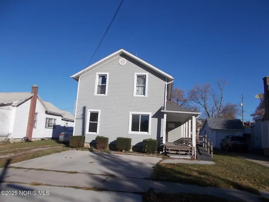 252 W Chestnut Street, Wauseon, OH 43567 - Image #2