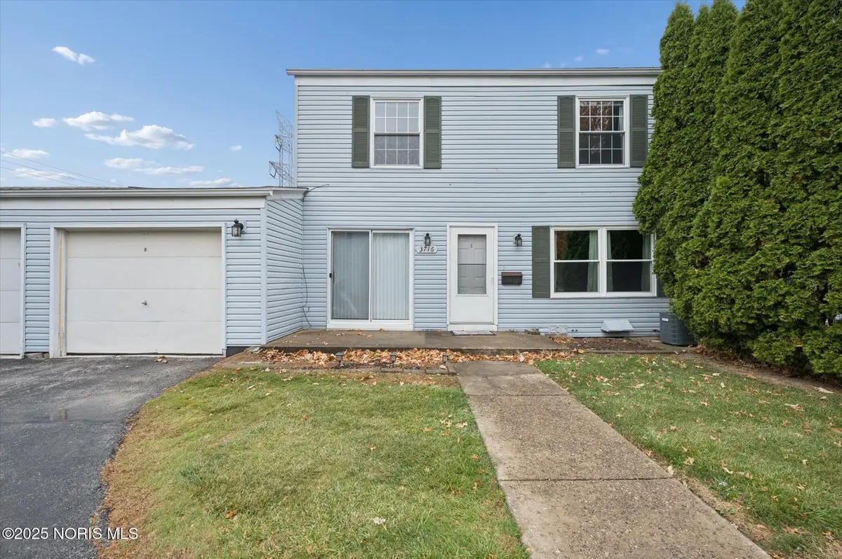 3716 Lakepointe Drive, Northwood, OH 43619 - Image #1