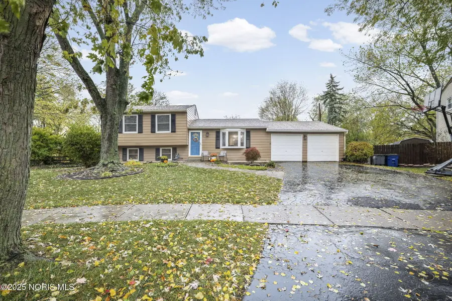 130 Cedar Court, Perrysburg, OH 43551 - Image #2