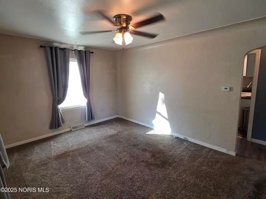 7 E Capistrano Avenue, Toledo, OH 43612 - Image #3