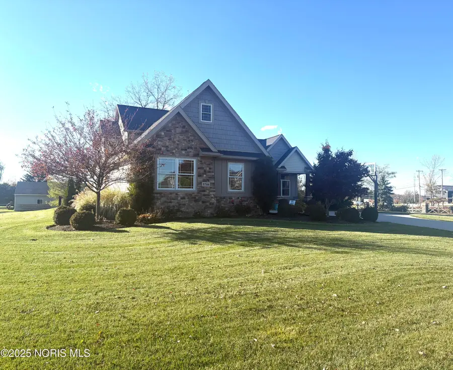5716 Hamptons Drive, Monclova, OH 43542 - Image #2